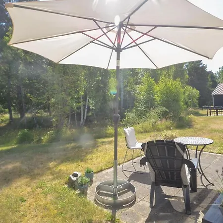 Two Bedroom Holiday In Vaggerlose *